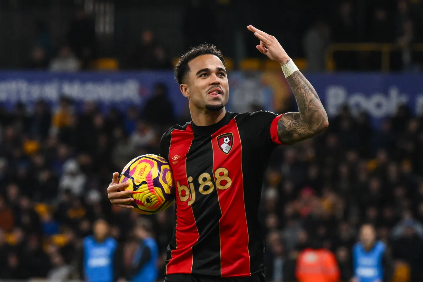 Bournemouthi pallur Justin Kluivert püstitas uue Premier League'i ajastu rekordi.