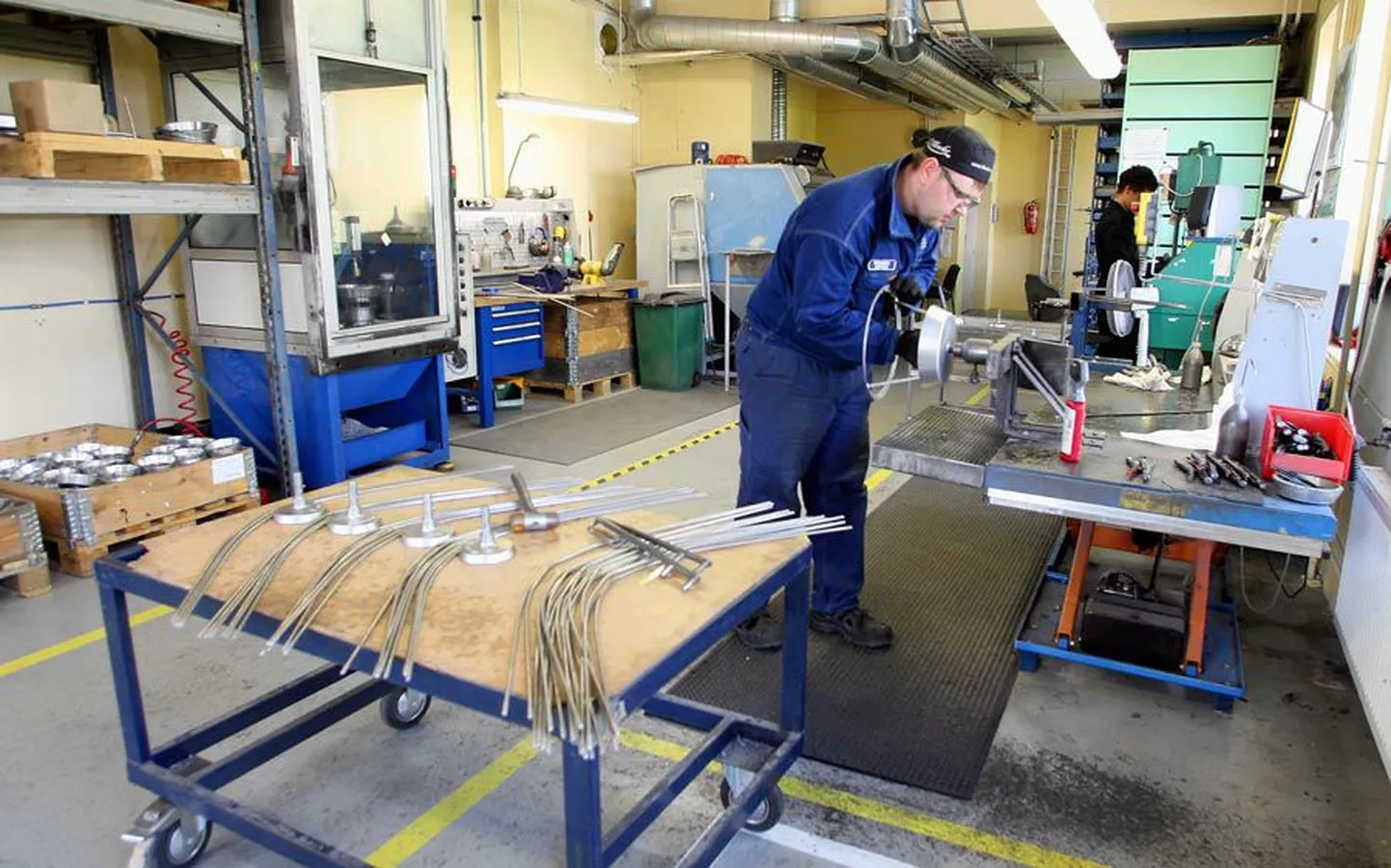 Suurem osa ühinenud Sveba-Dahleni töötajaid on seotud seadmete valmistamisega ning sel aastal juba kaks korda uusi töökäsi otsinud firma tahab lähiajal tootmist veelgi laiendada.