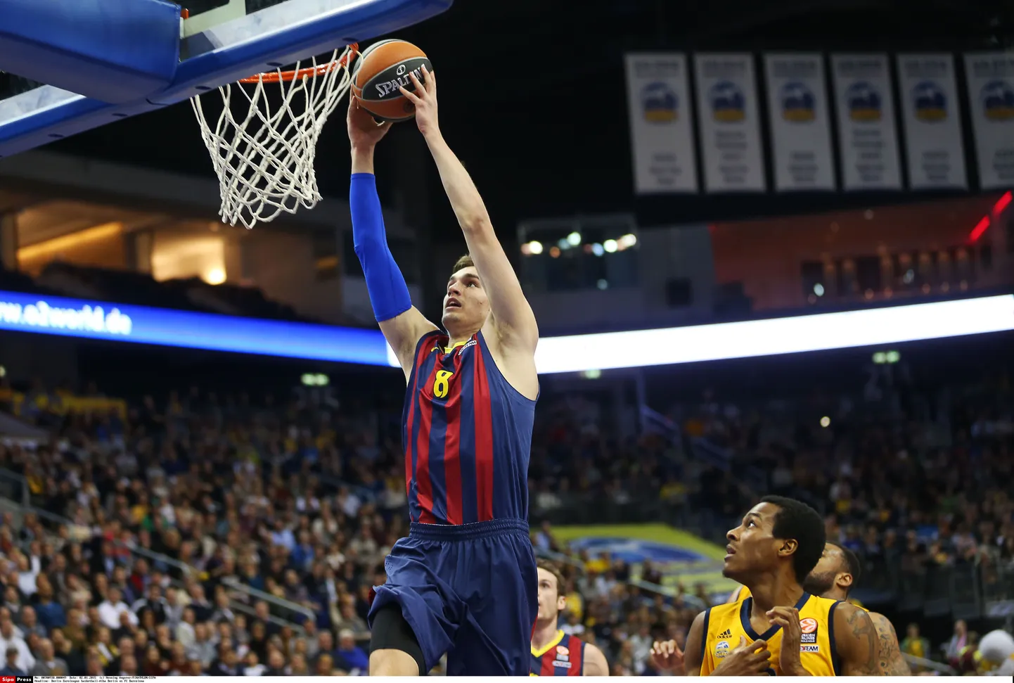 NBAsse siirduv Mario Hezonja mängis möödunud hooajal veel Barcelona särgis.