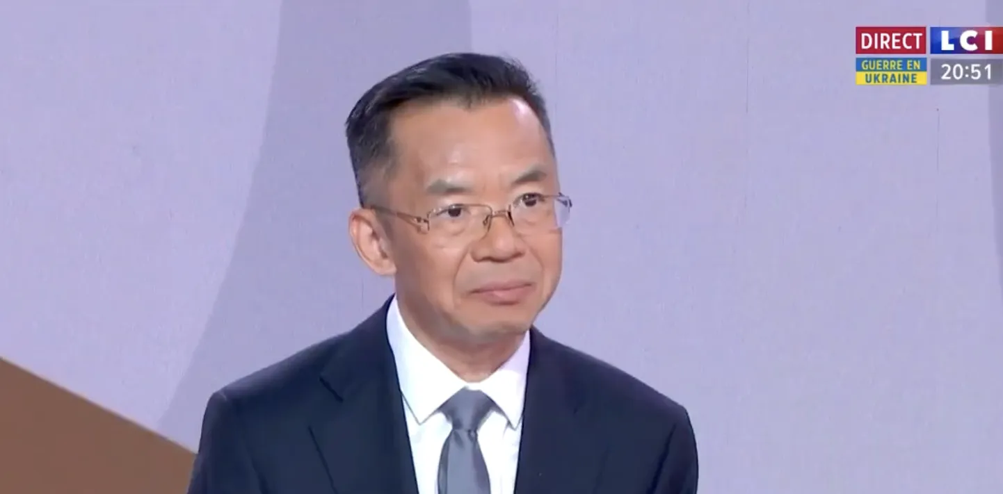 Посол Китая во Франции Лу Шайе