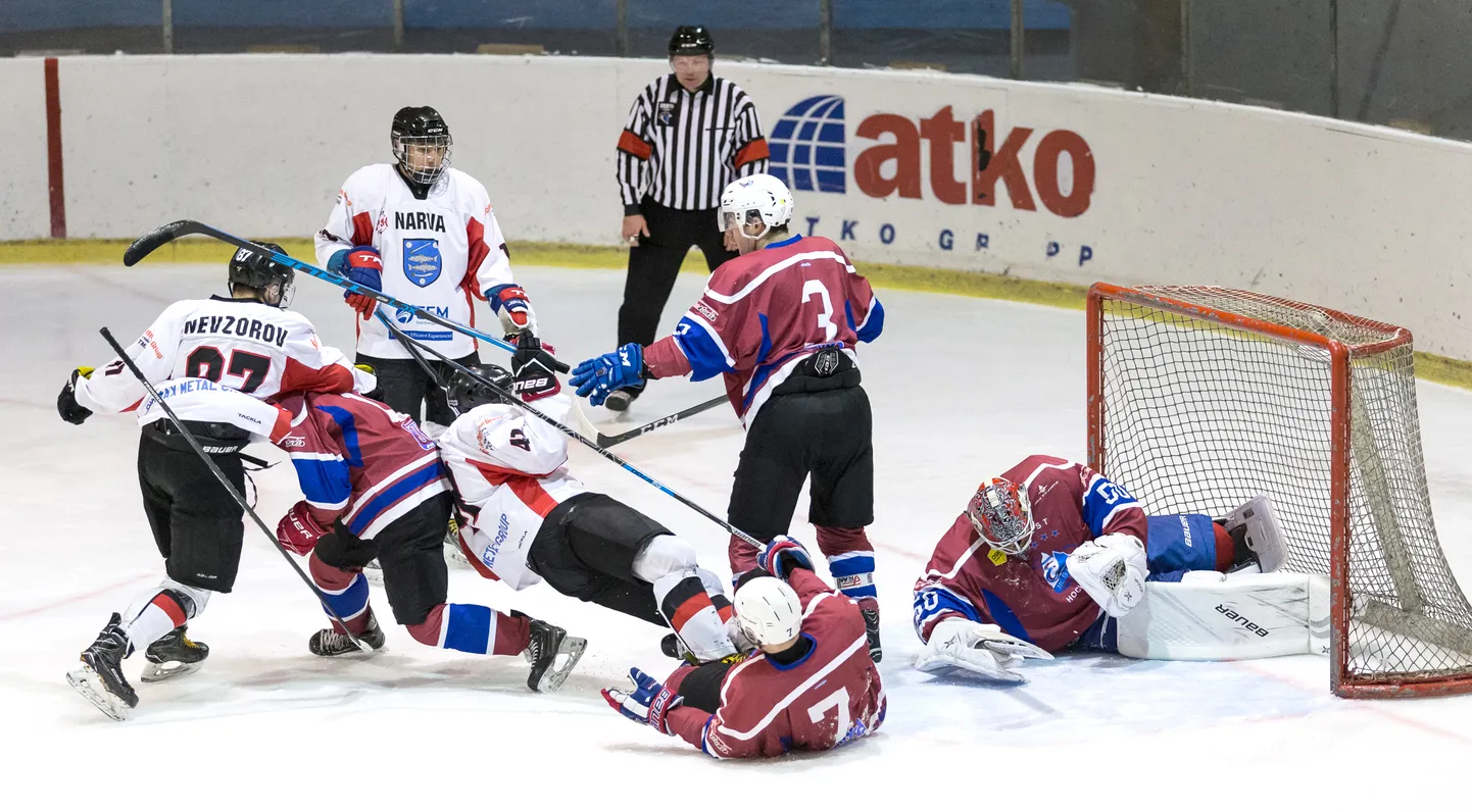 Хоккейные поединки между командами Кохтла-Ярве и Нарвы в последние годы заканчивались победой последних, но в эту субботу и Кохтла-Ярве одержал победу.