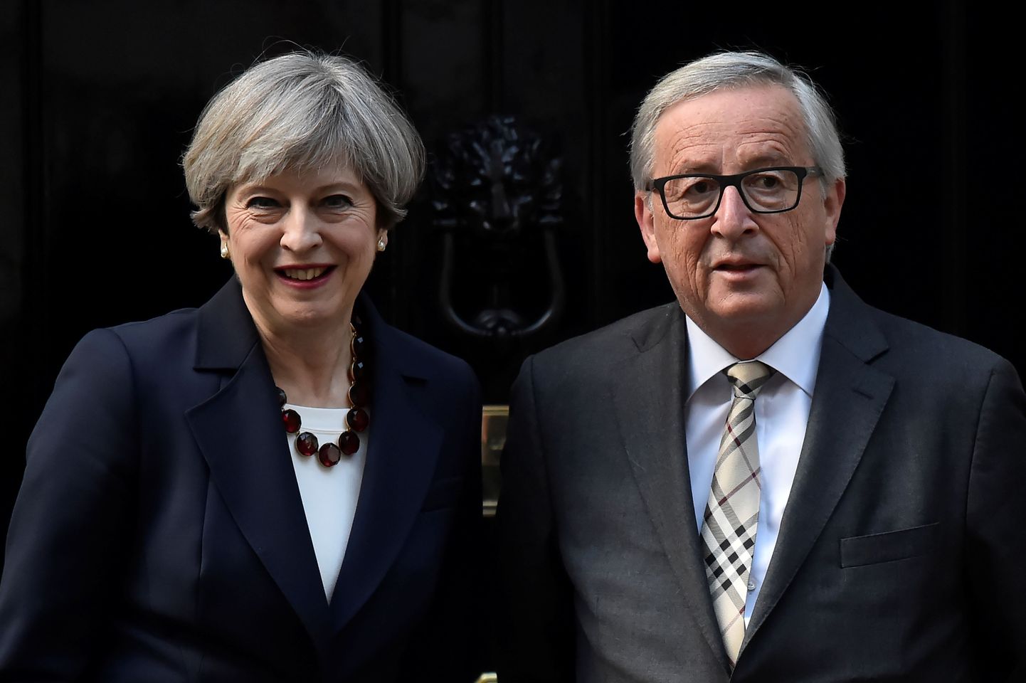 Briti peaminister Theresa May võttis 26. aprillil Londonis vastu Euroopa Komisjoni presidendi Jean-Claude Junckeri.
