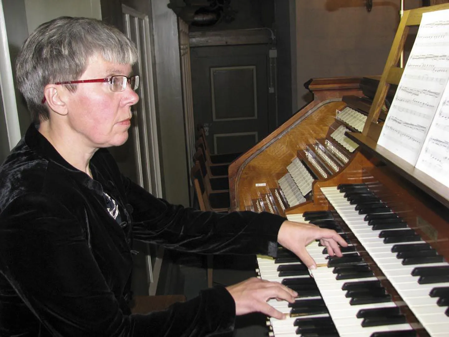 Organist Kadri Ploompuu esineb täna Jaani kirikus koos Kaia Urbi ja Alina Sakalouskayaga.