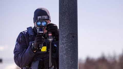 Politsei mõõdab homme kiirust Tartu ja Viljandi vahel ning idaringteel