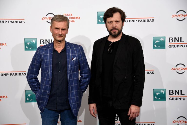 Андрес Пуустусмаа и Майт Мальмстен представляют фильм «Ваша честь!» на Римском кинофестивале. 24 октября 2019.