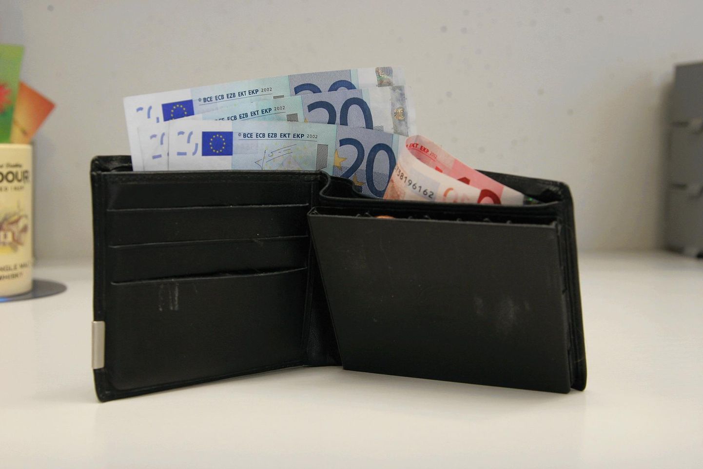 Tänavu on mullusega võrreldes rahakotti lisandunud mõnikümmend eurot kuus.
