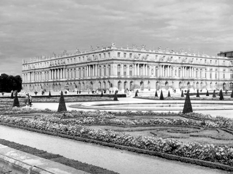Versailles' loss