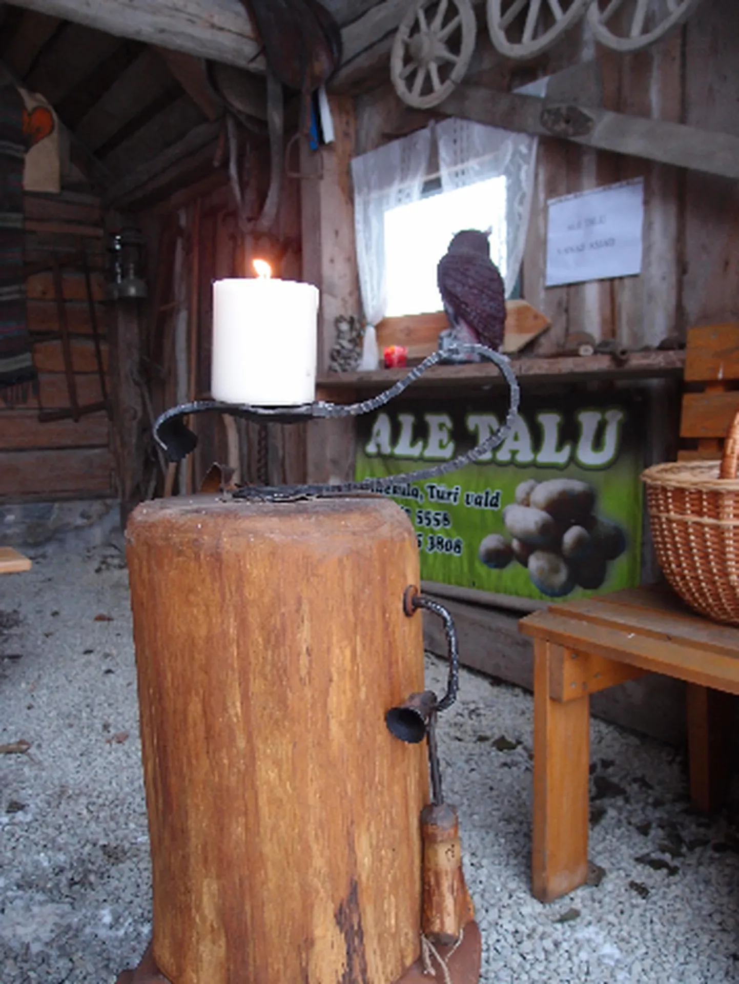 Rändauhind Küla valgus
