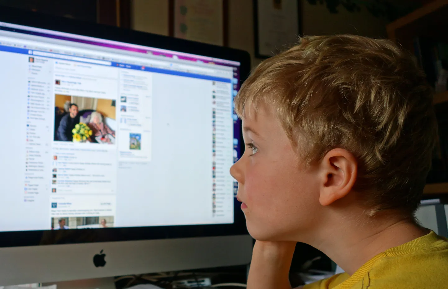 Laps Facebookis.