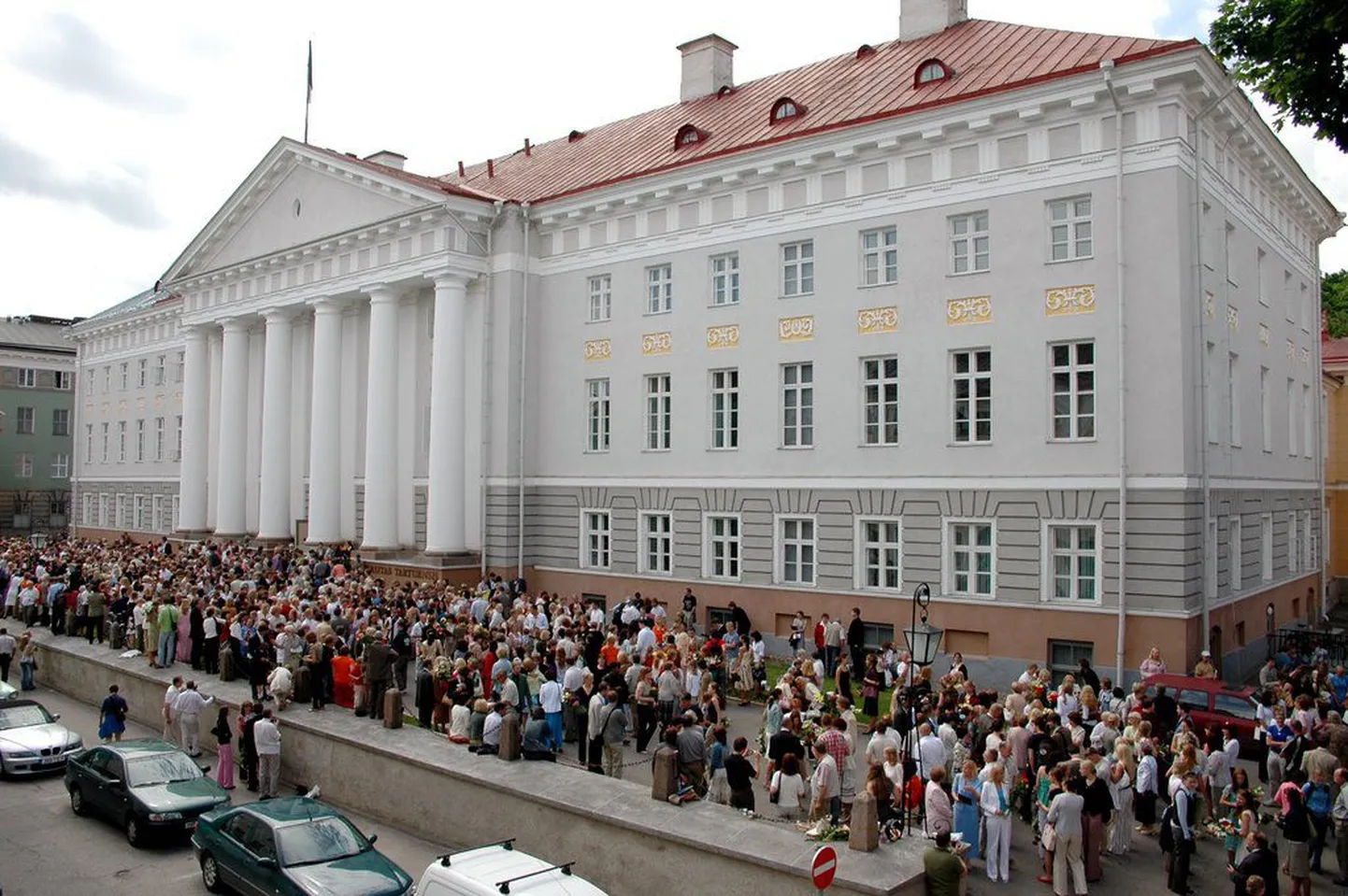 Tartu Ülikooli peahoone.