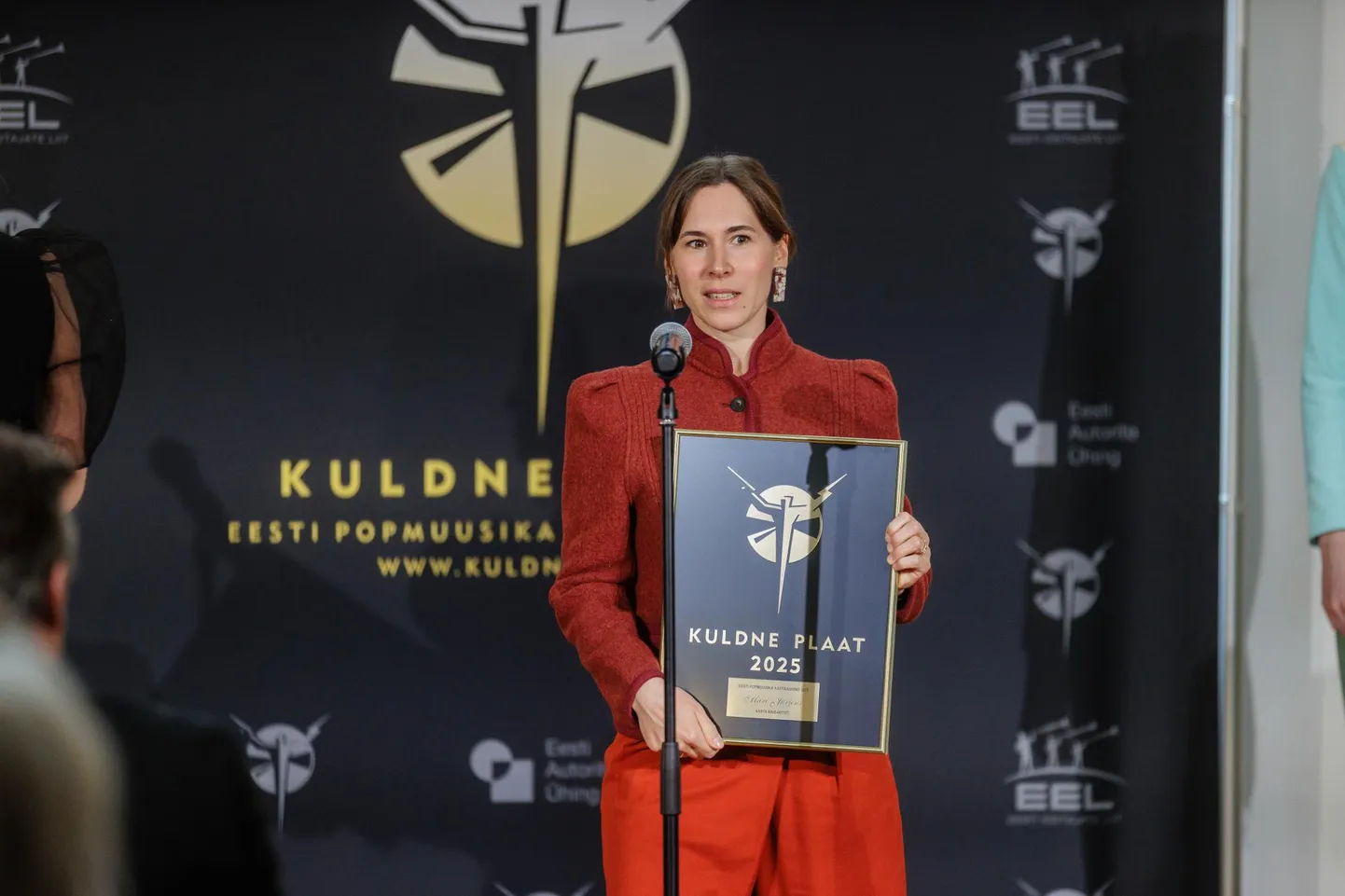 Mari Jürjens