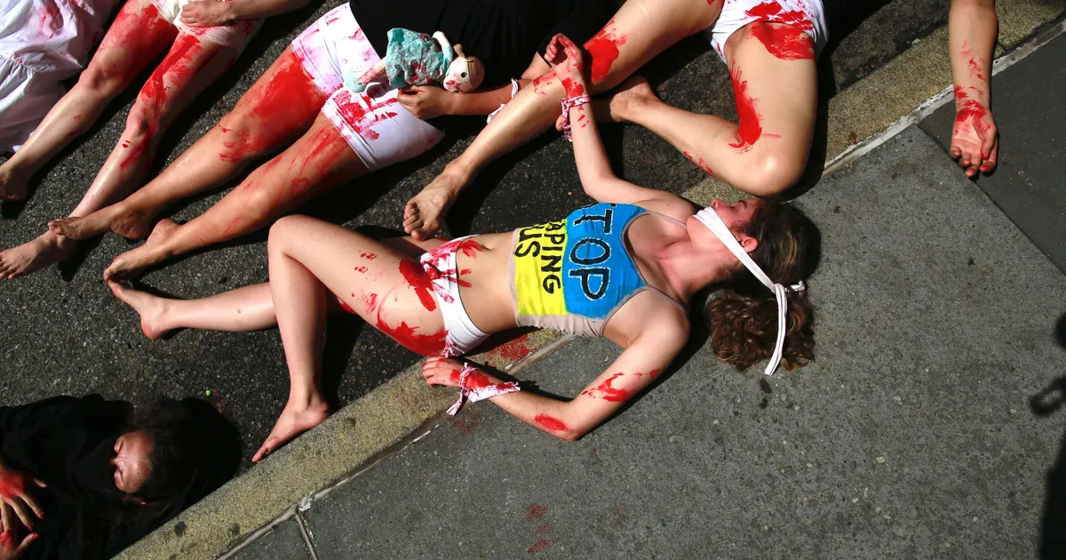 NYT ⟩ Vägistamine, piinamine, reetmine. Putini okupatsioon suretab Ida-Ukraina välja