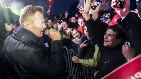 Навальный провел митинг в Иркутске вопреки угрозам