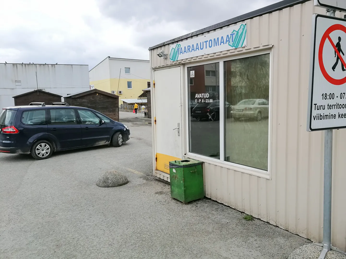 Taaraautomaat.
