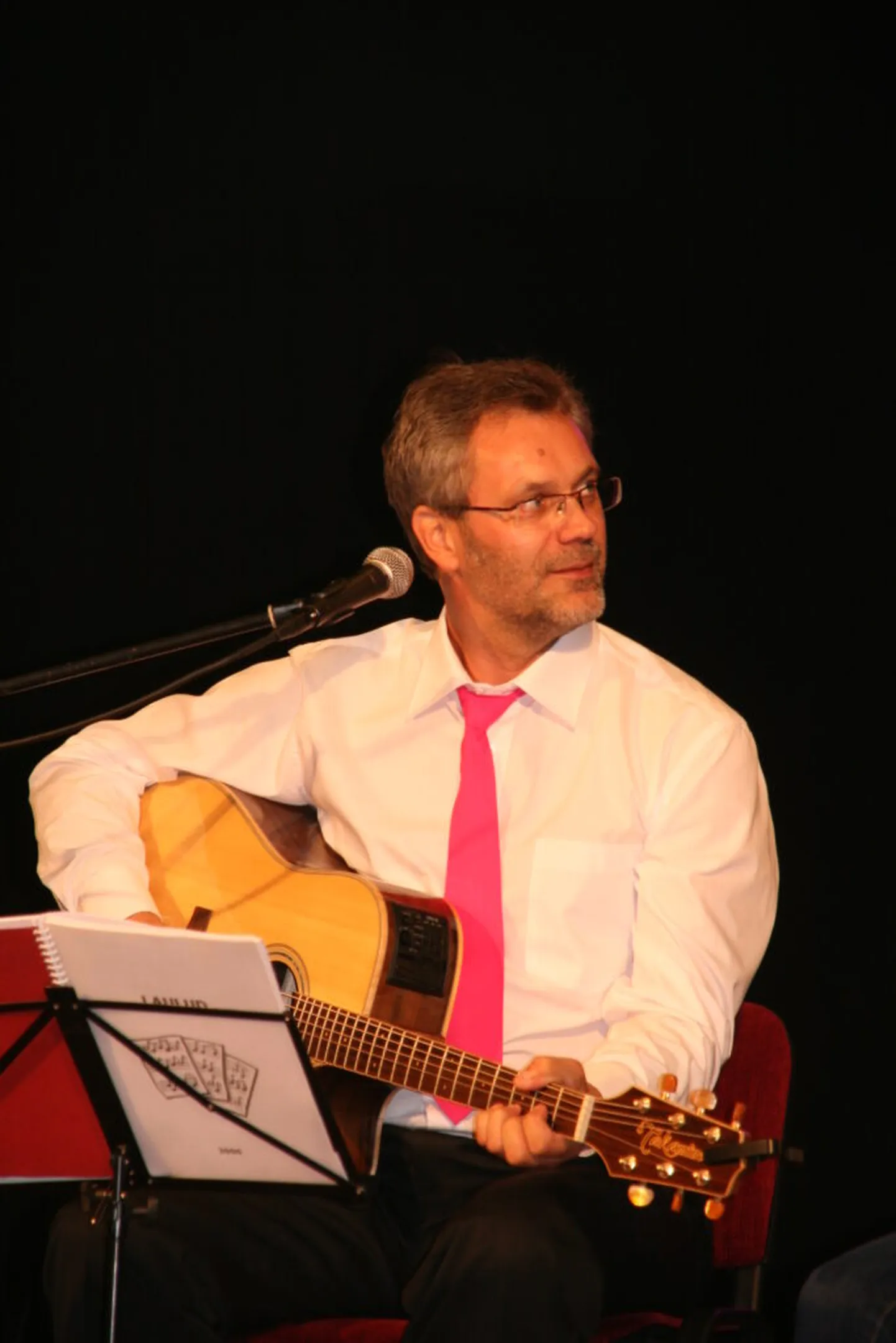 Aare Tomson