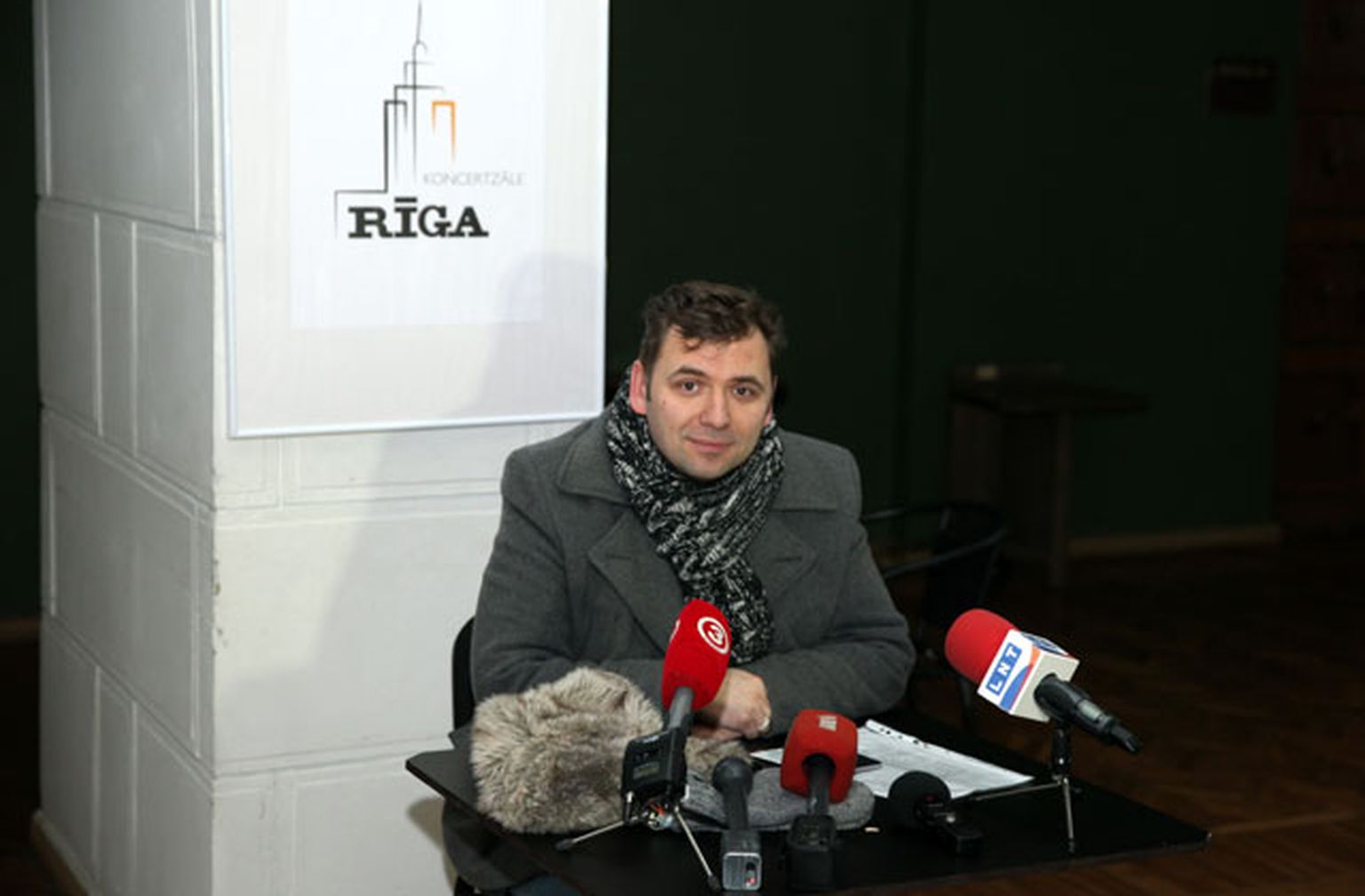 Koncertzāles "Rīga" vadītājs Juris Millers preses konferencē informē par koncertzāles turpmākajiem darbības plāniem