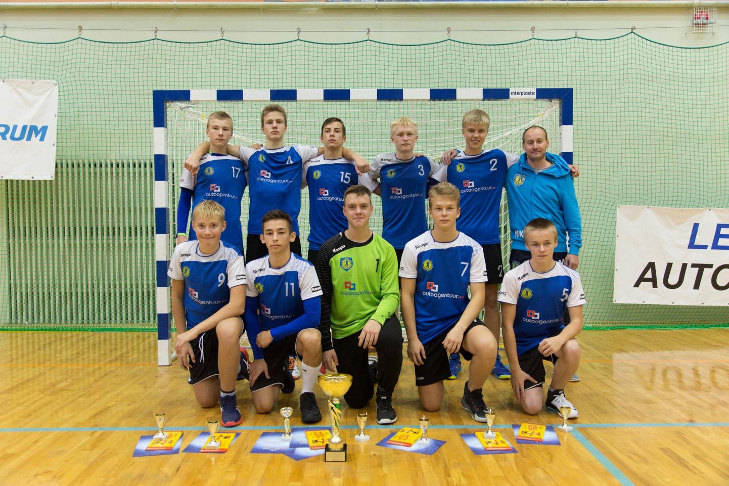 Eesti B-vanuseklassi käsipallikarikavõistluste finaalturniir lõppes kohalikele noormeestele kuldselt.