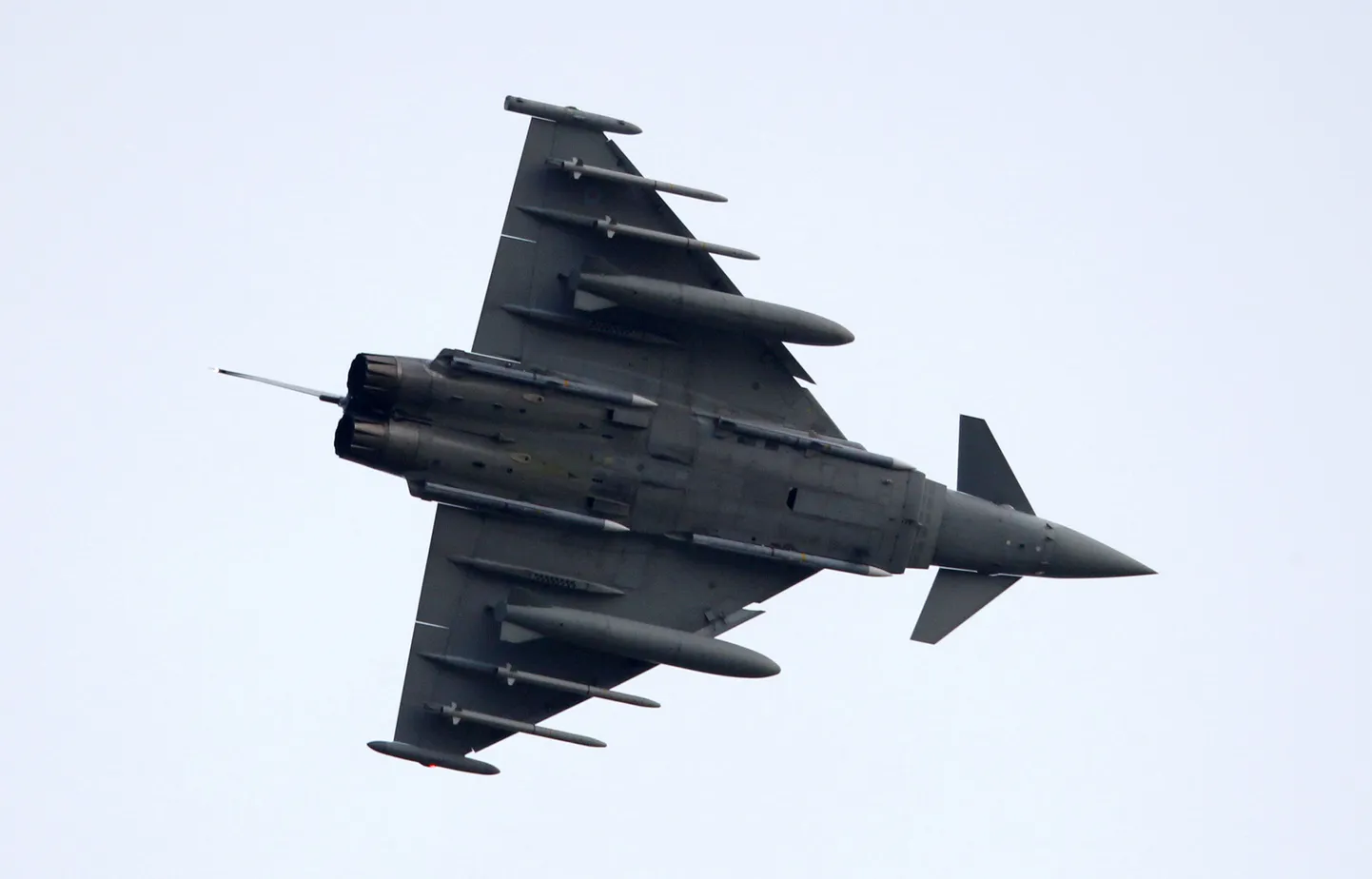 Liibüa missioonil osalenud Briti sõjalennuk EF-2000 Typhoon.