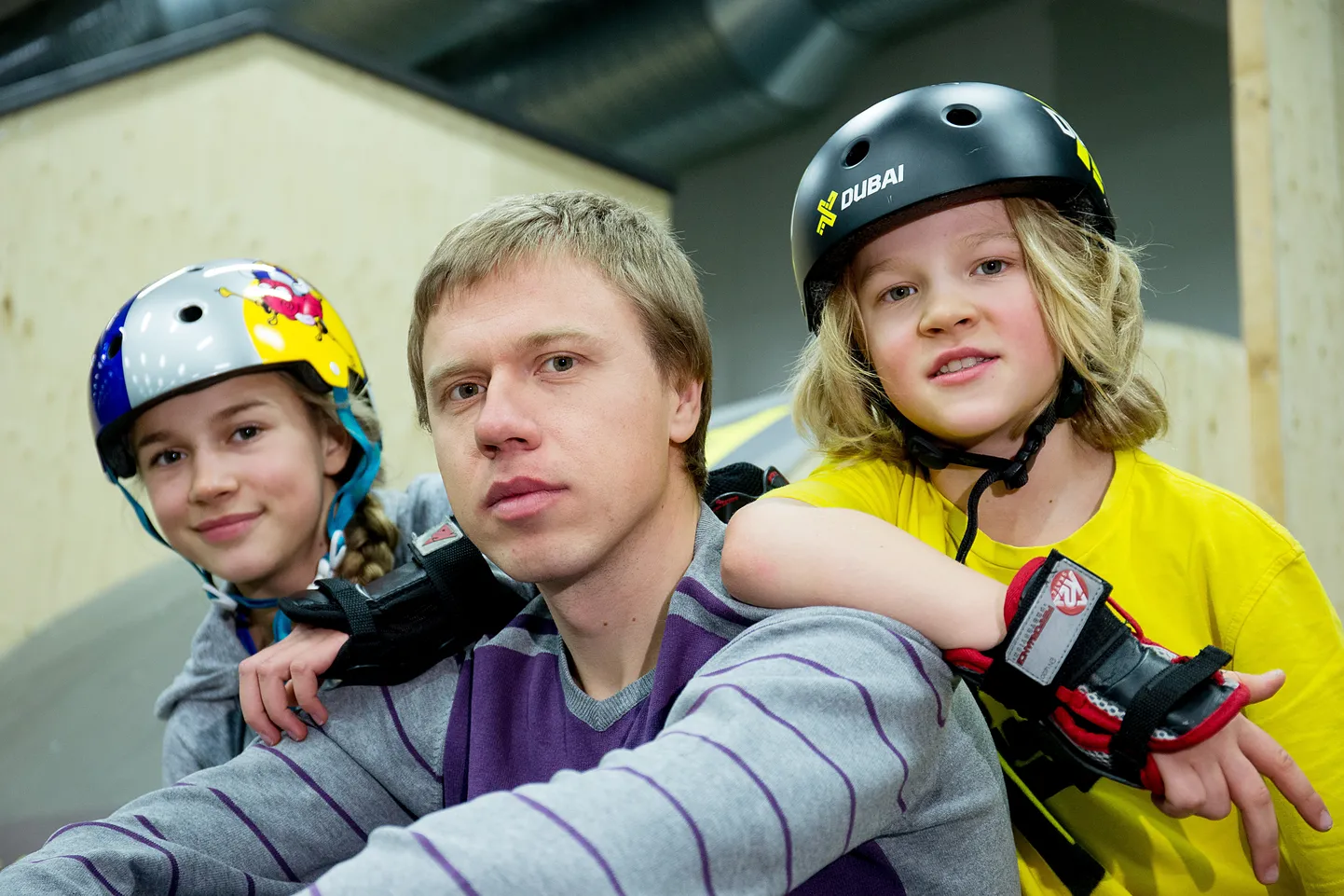 Mõni aasta tagasi oli Sildarudel kõik veel hästi, isa Tõnis juhendas nii Kellyt kui ka Henryt.