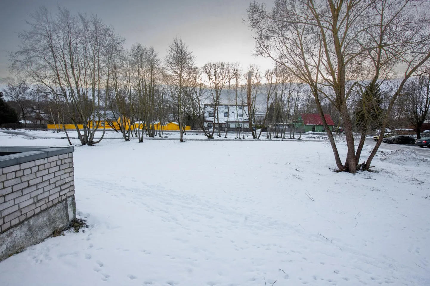 Mänguväljak on kavas rajada Oja 122 tühjale krundile.