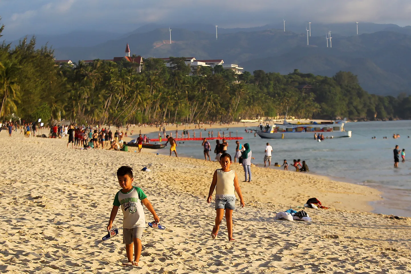 Boracay saar on taas avatud