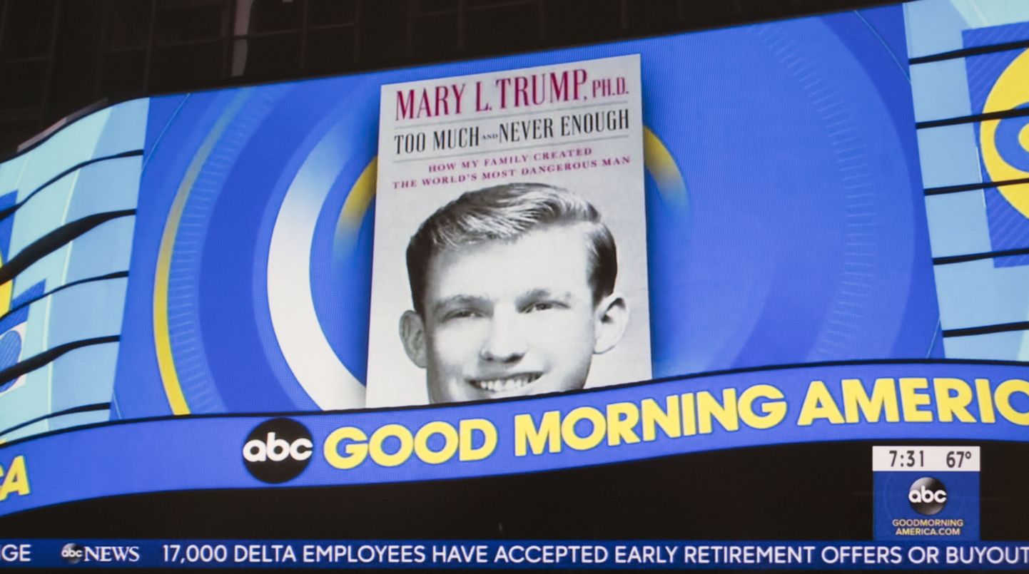 Kuvatõmmis "Good Morning America" usutlusest Mary Trumpiga, kelle raamat president Donald Trumpist lõi kirjastaja Simon & Schusteri avapäeva müüginumbrite arvestuses kõigi aegade rekordi.