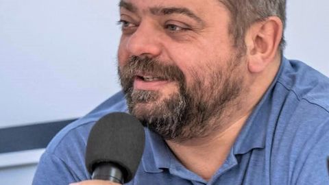 UKRAINA AJAKIRJANIK SERHI ŠTURHETSKI ⟩ "Ajalooline mälu on muutunud üheks tõhusamaks tänapäeva relvaks"