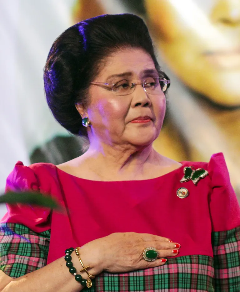 Filipiinide endine esileedi Imelda Marcos oma 90. juubelil