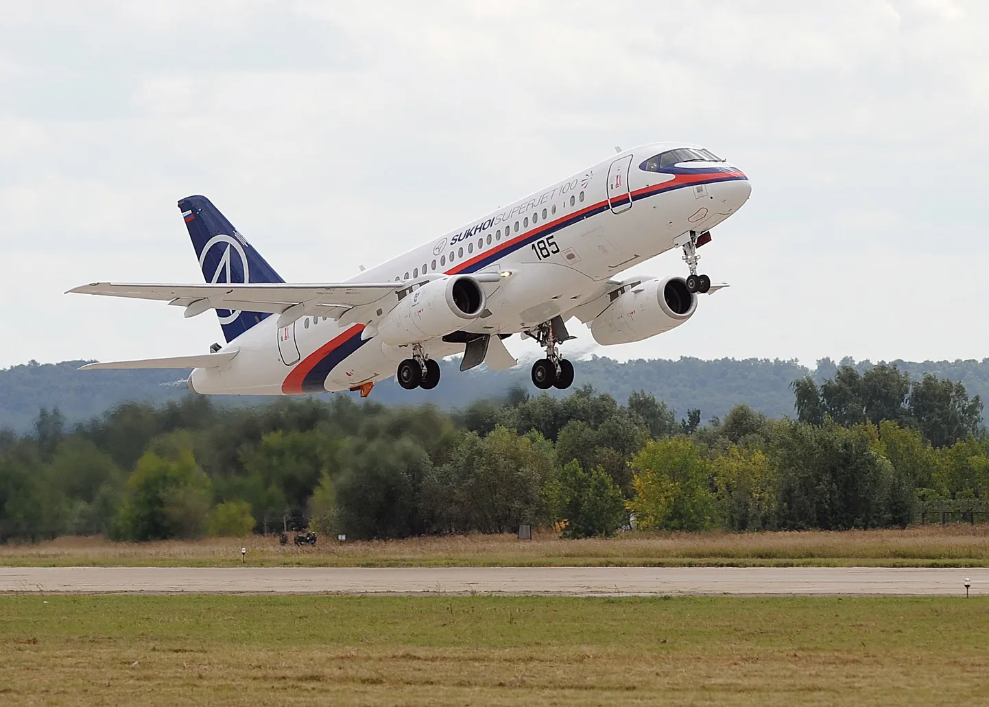 Suhhoi Superjet 100