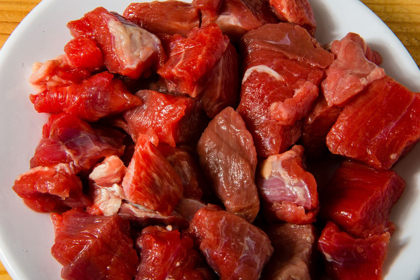 Teadlased soovitavad punase ja töödeldud liha tarbimist vähendada.