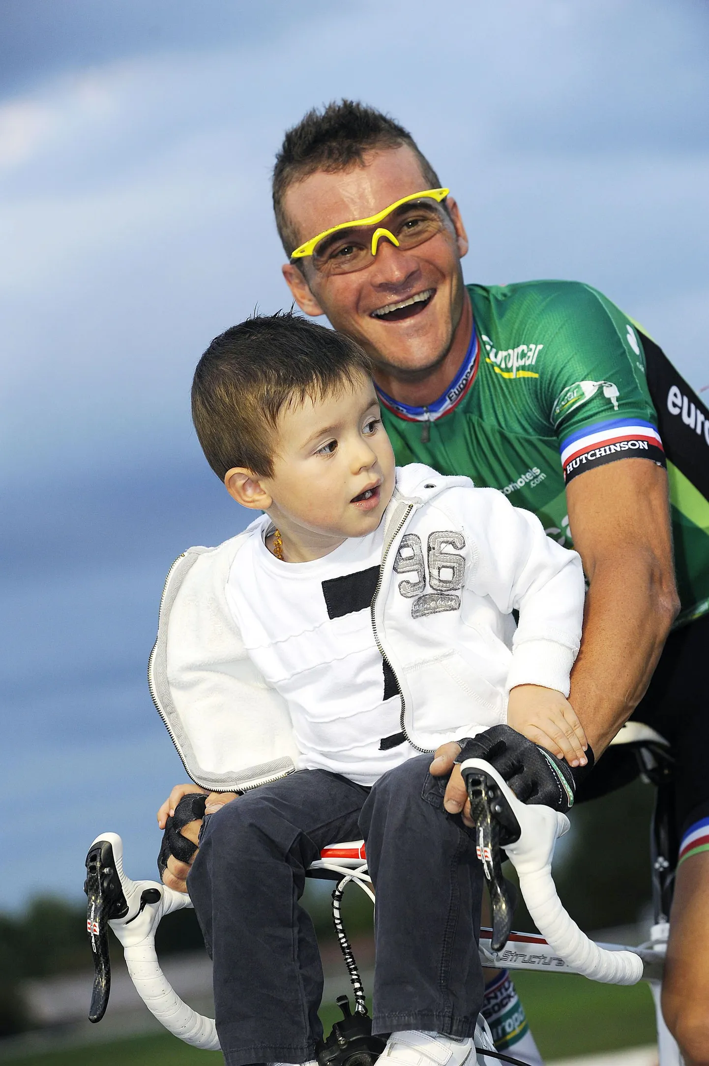 Thomas Voeckler koos oma pojaga.