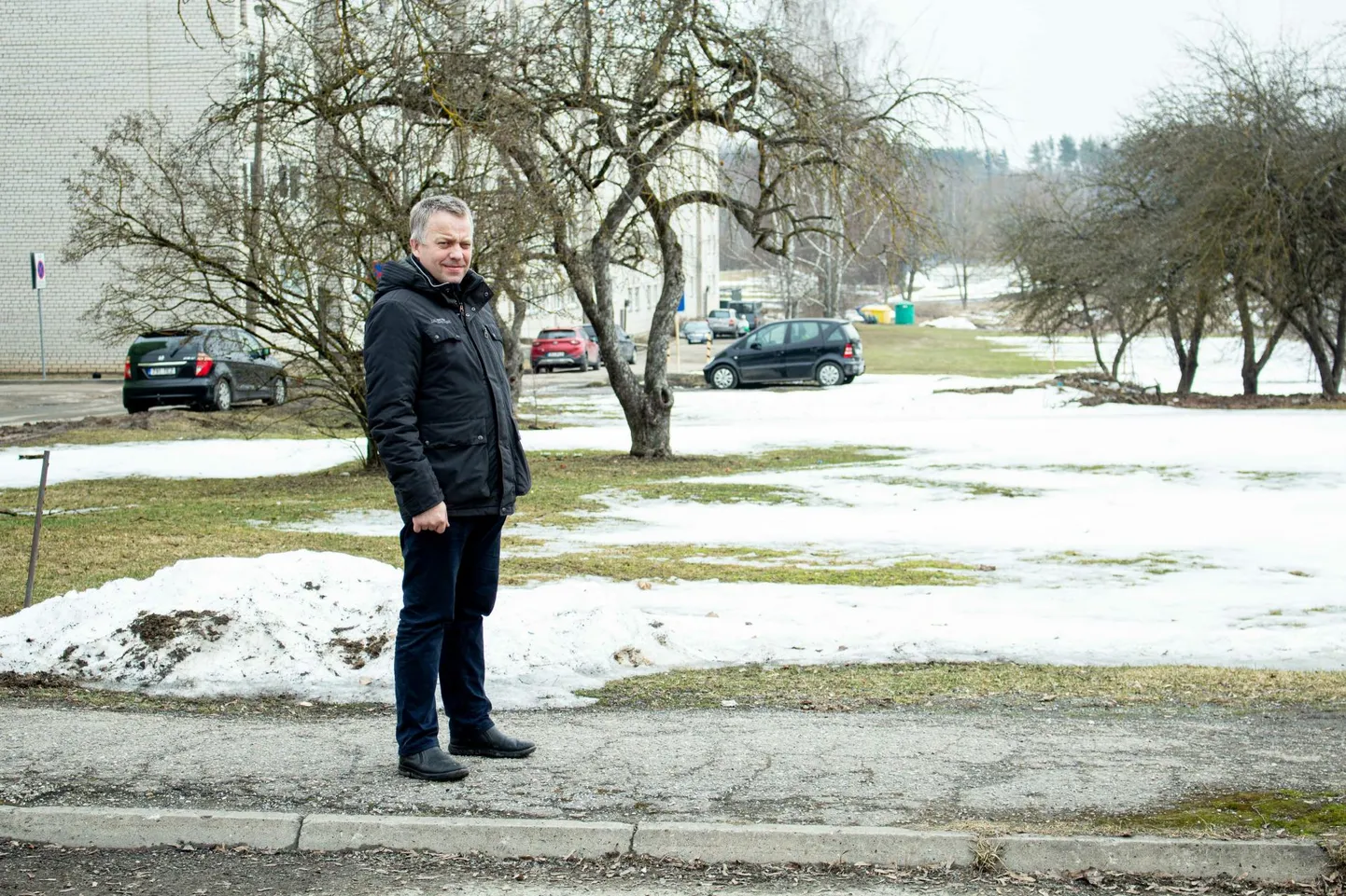 Valga vallavalitsus loodab Vahtra tänavat pikendada asevallavanem Kaupo Kutsari vasakule käele jäävas suunas, kus see saaks kokku Viadukti tänavaga.
