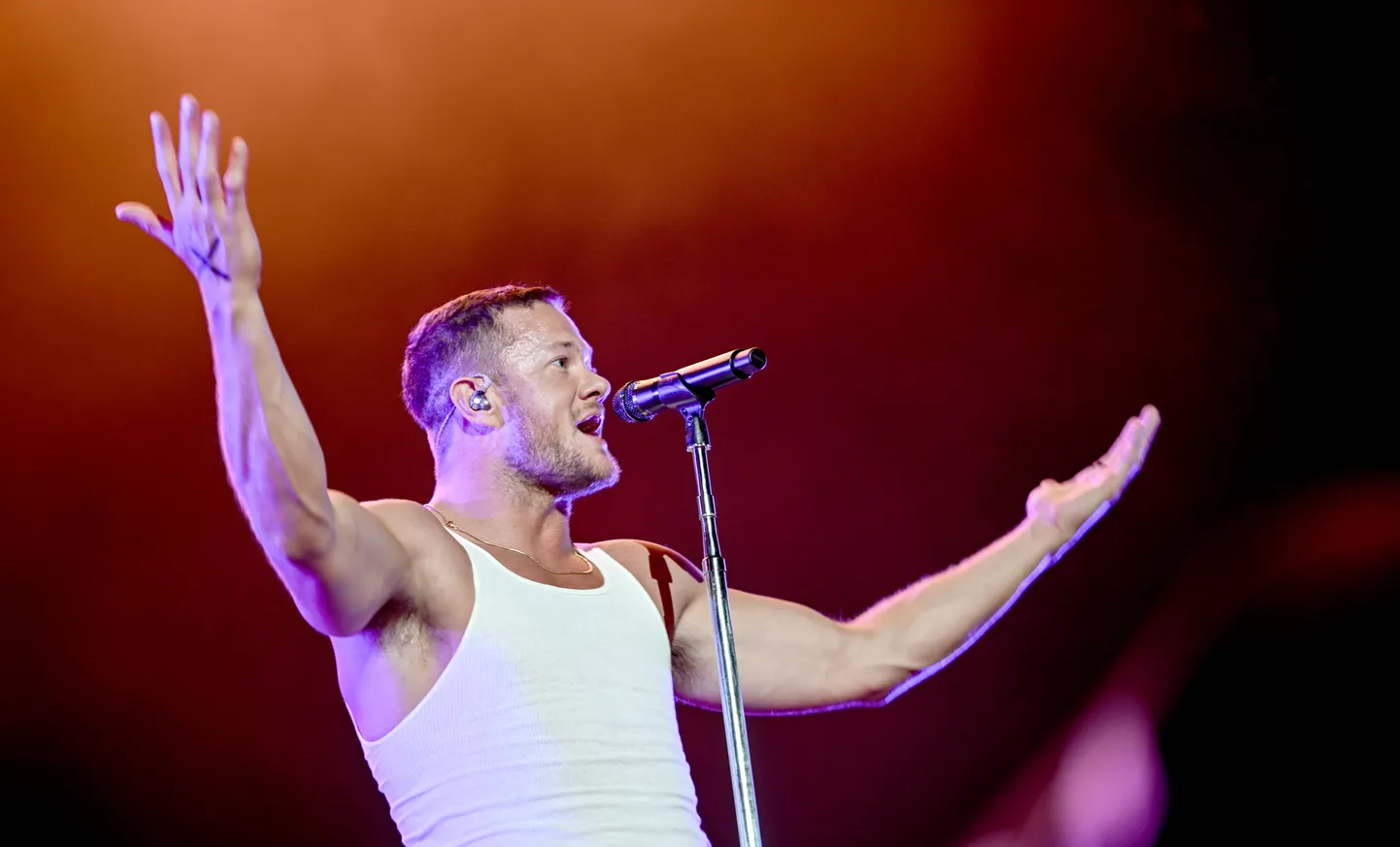Imagine Dragons.