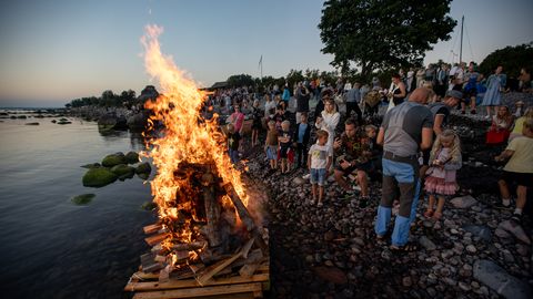 Галереи ⟩ В Эстонии отметили Ночь древних огней