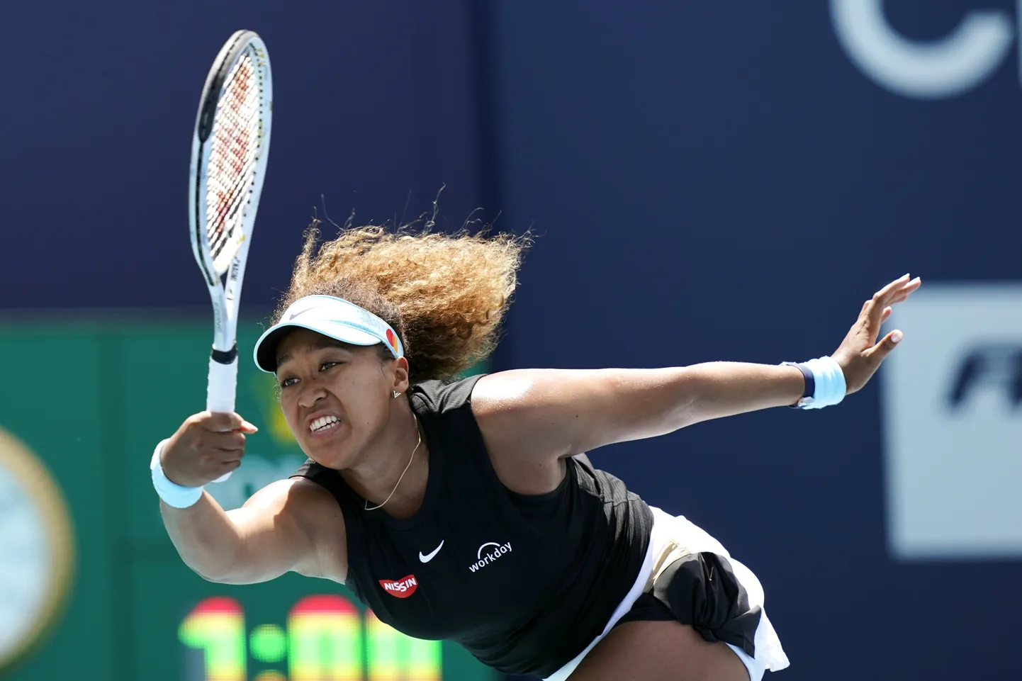 Imelises hoos Naomi Osaka sai ootamatult kindla kaotuse.