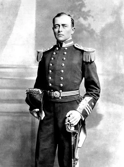 Kapten Robert Falcon Scott.