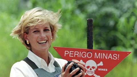 Kehakeeleekspert printsess Diana viimasest sünnipäevast: ta oli läbi teinud suure muutuse