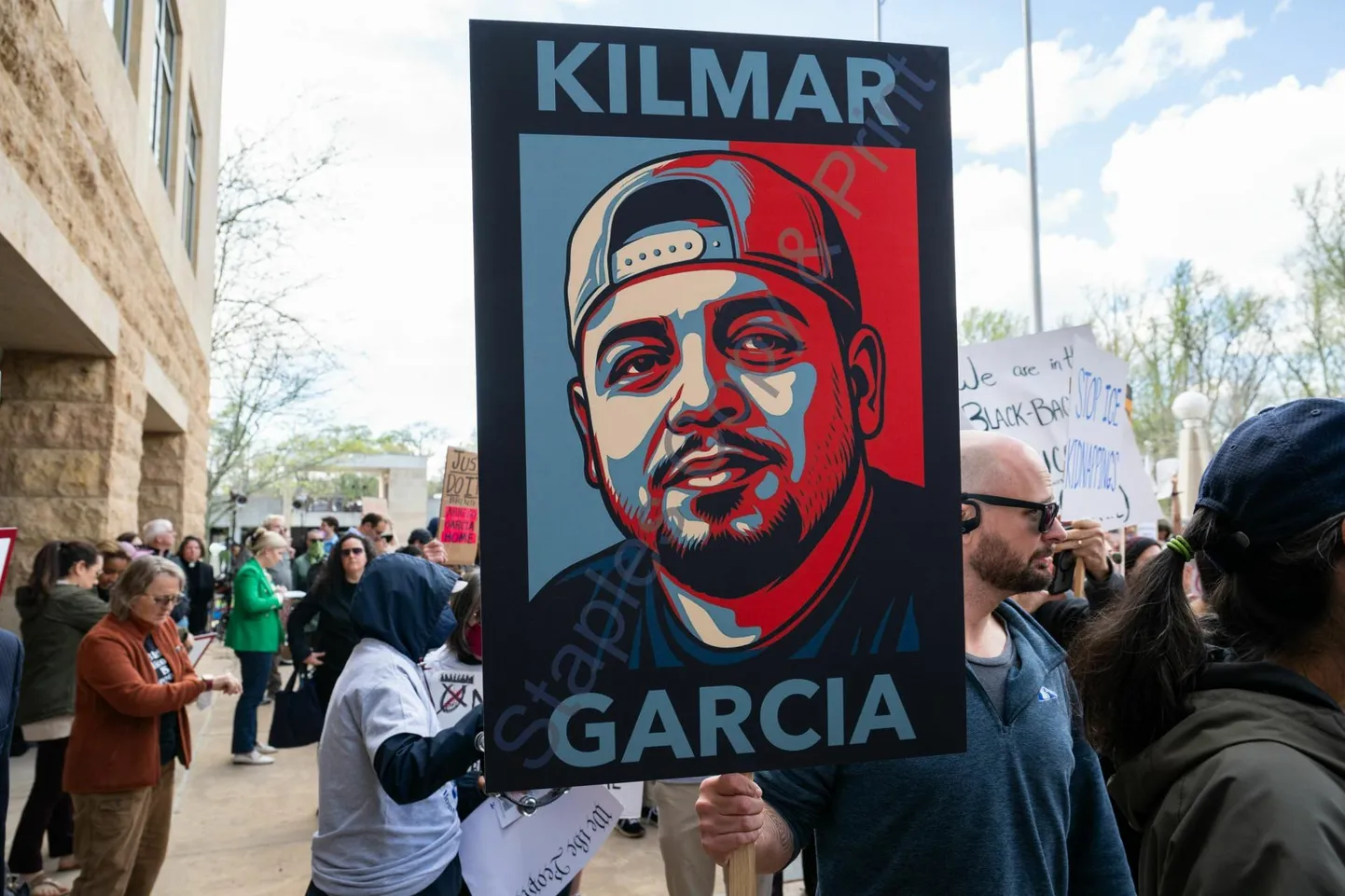 Meeleavaldajad nõudmas Marylandi kohtu ees Kilmar Armando Abrego Garcia tagasitoomist Ameerika Ühendriikidesse.