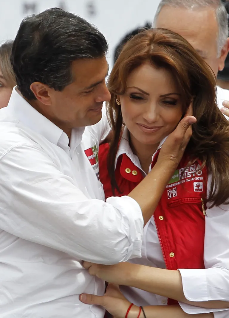 Mehhiko president Pena Nieto ja Angelica Rivera