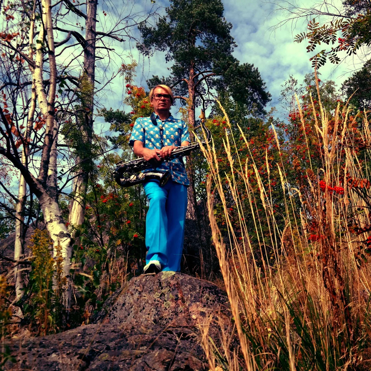 Jimi Tenor on pildil oma signatuurpilli saksofoniga, aga viimasel ajal istub talle ka flööt.