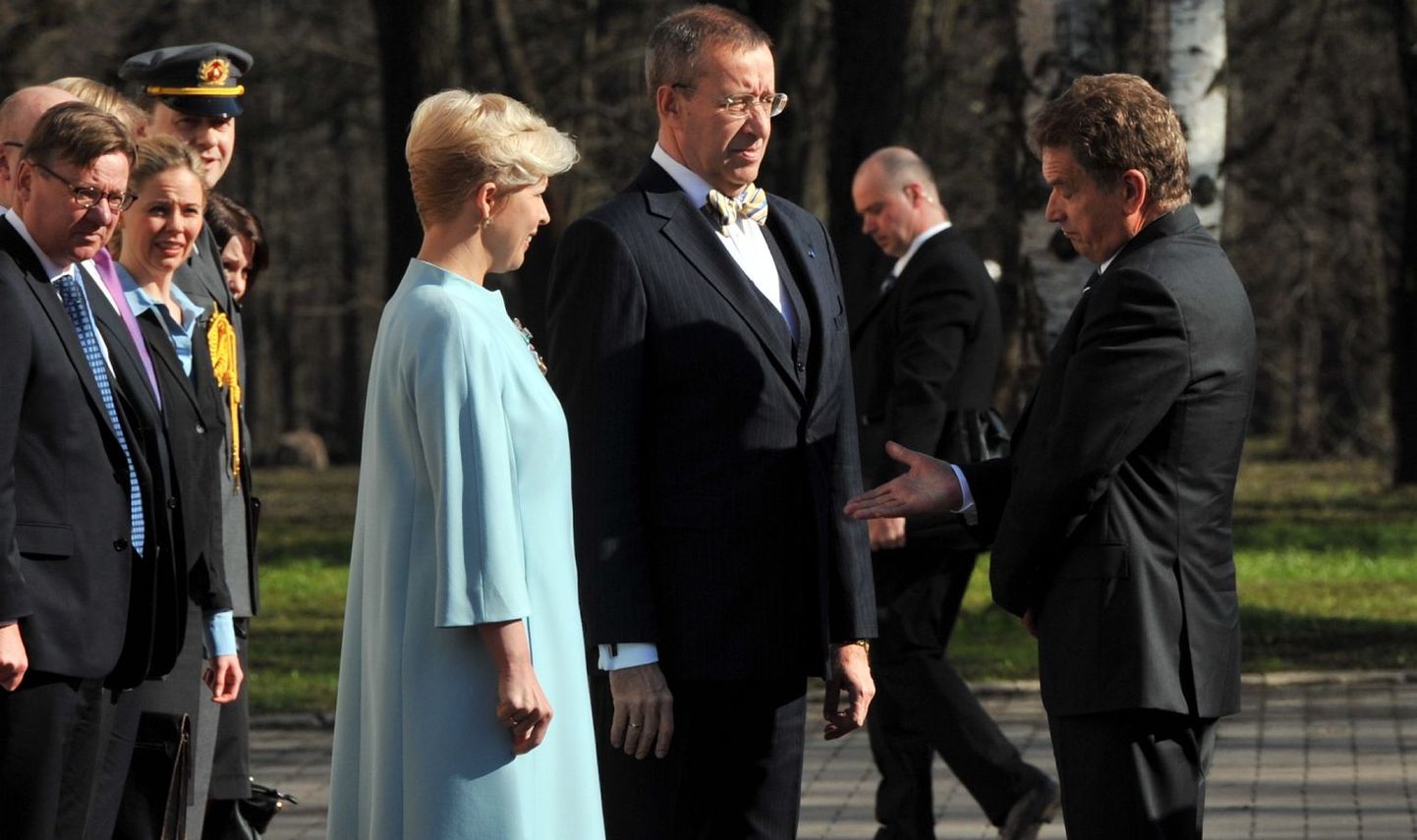 Президент Финляндии Саули Нийнисте прибыл в Эстонию с официальным визитом.