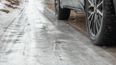 Ettevaatust: reede varahommikul võivad teed libedaks muutuda
