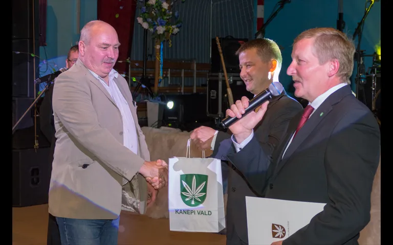 Vabatahtliku panuse eest kogukonna turvalisemaks muutmisel sai tunnustuse vabatahtlik päästja Karol Lumi.