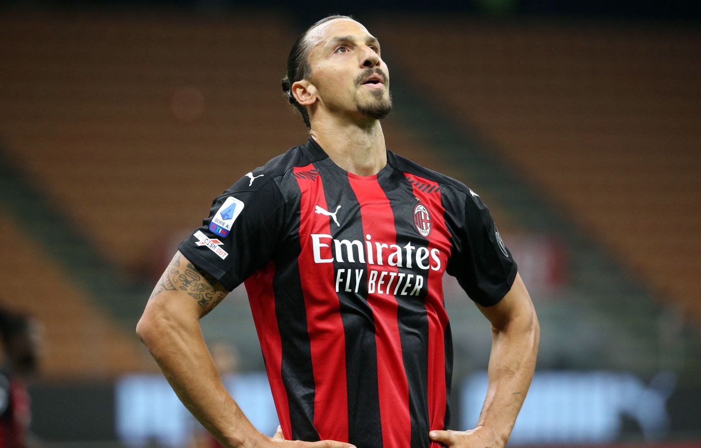 AC Milani jalgpallur, rootslane Zlatan Ibrahimovic andis positiivse koroonaproovi.