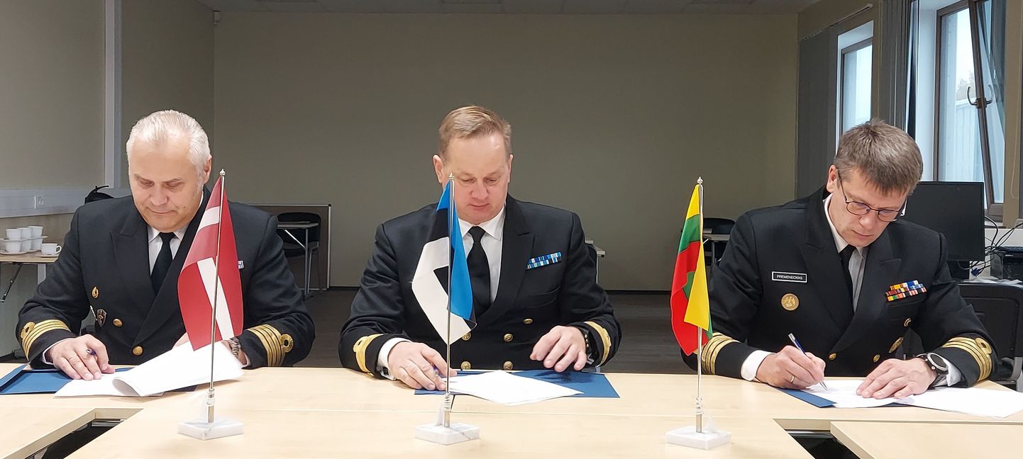 Balti riikide merevägede ülemate kohtumine Saaremaal.