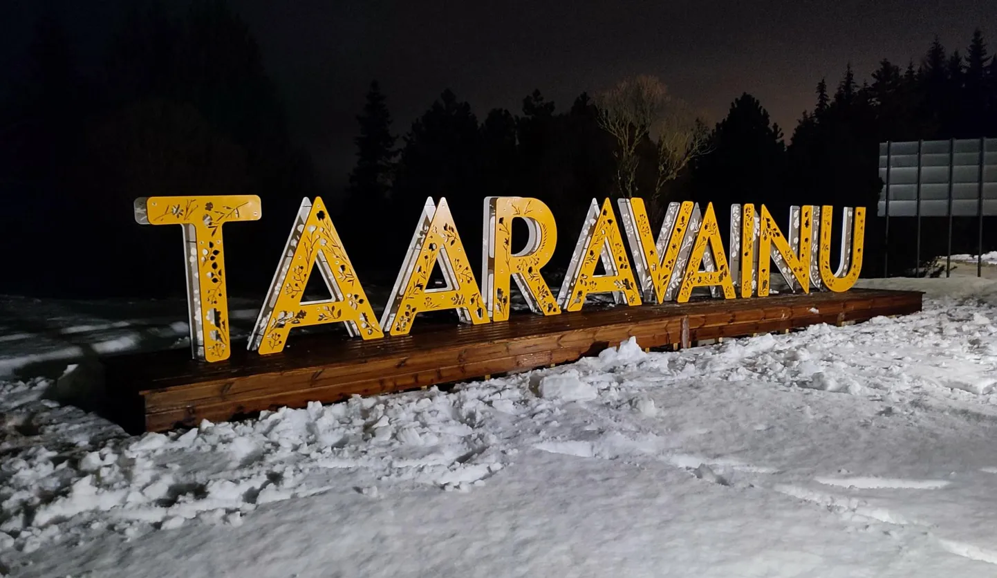 Taaravainu linnaosa silt sai viimase lihvi.