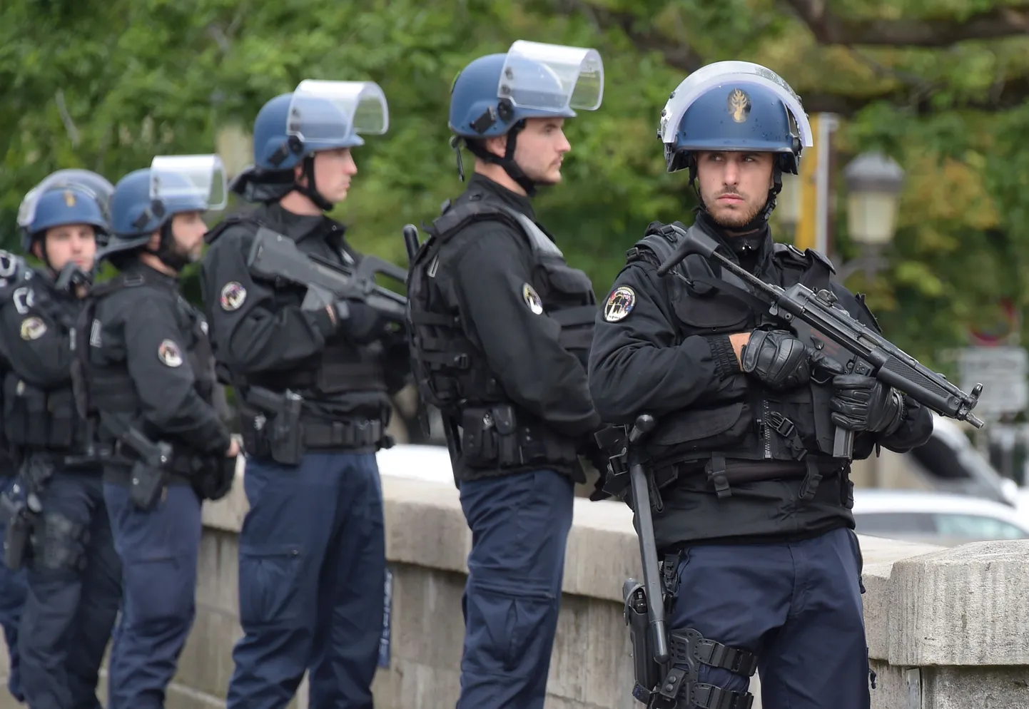Prantsusmaa politseinikud Pariisis.