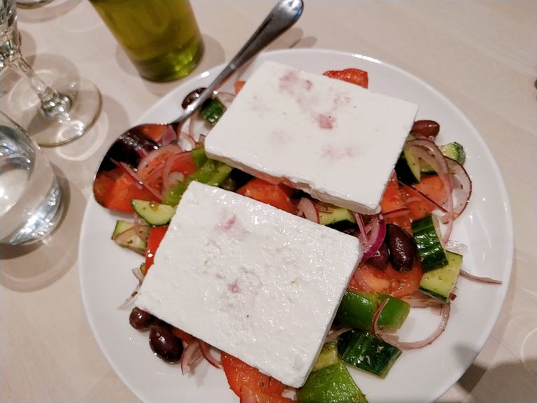 Греческий салат.
