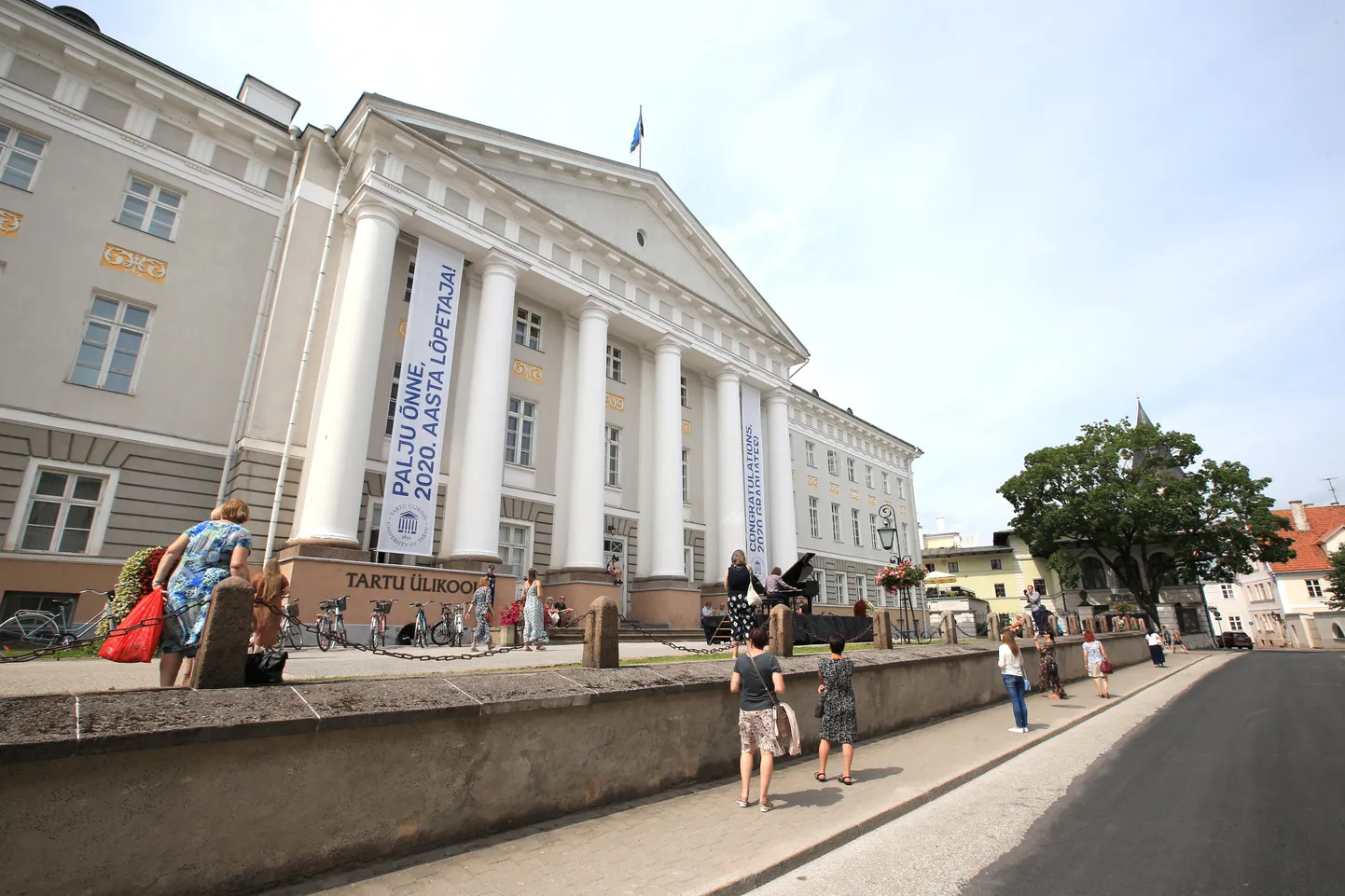 Tartu ülikooli peahoone.