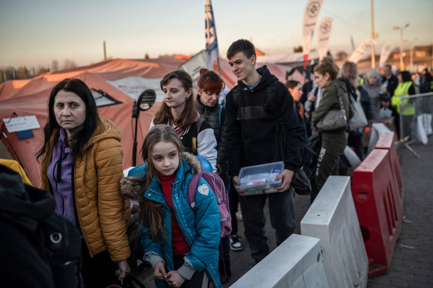 Ukraina põgenikud Ukraina-Poola piiril Medõkas ootamas võimalust Poola sisenemiseks. Foto on tehtud 23. märtsil 2022